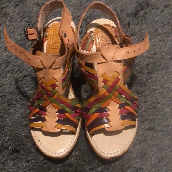 Shoes - NEW: Mexican Huarache wedge